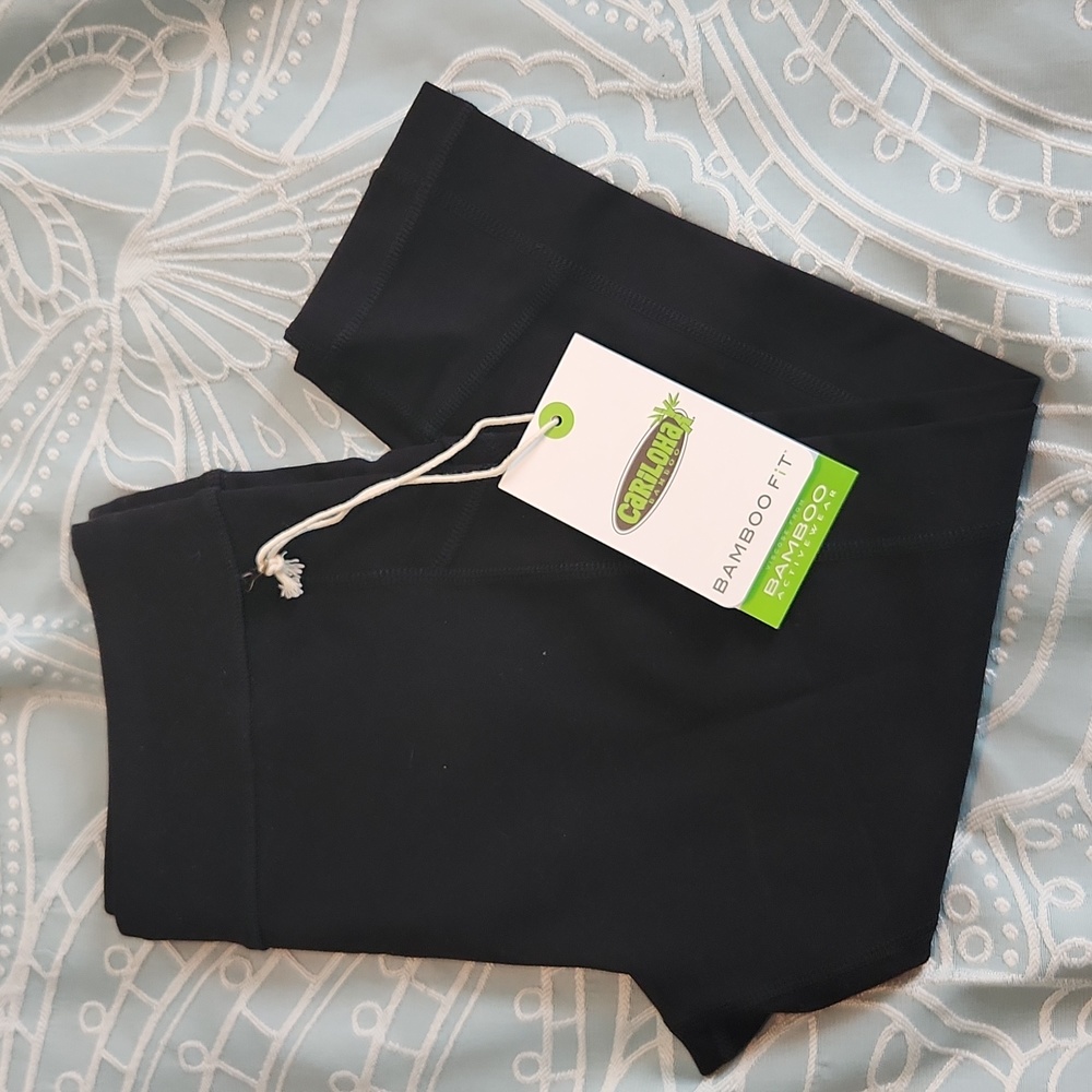 Cariloha crop Activewear leggings, black, size small NWT